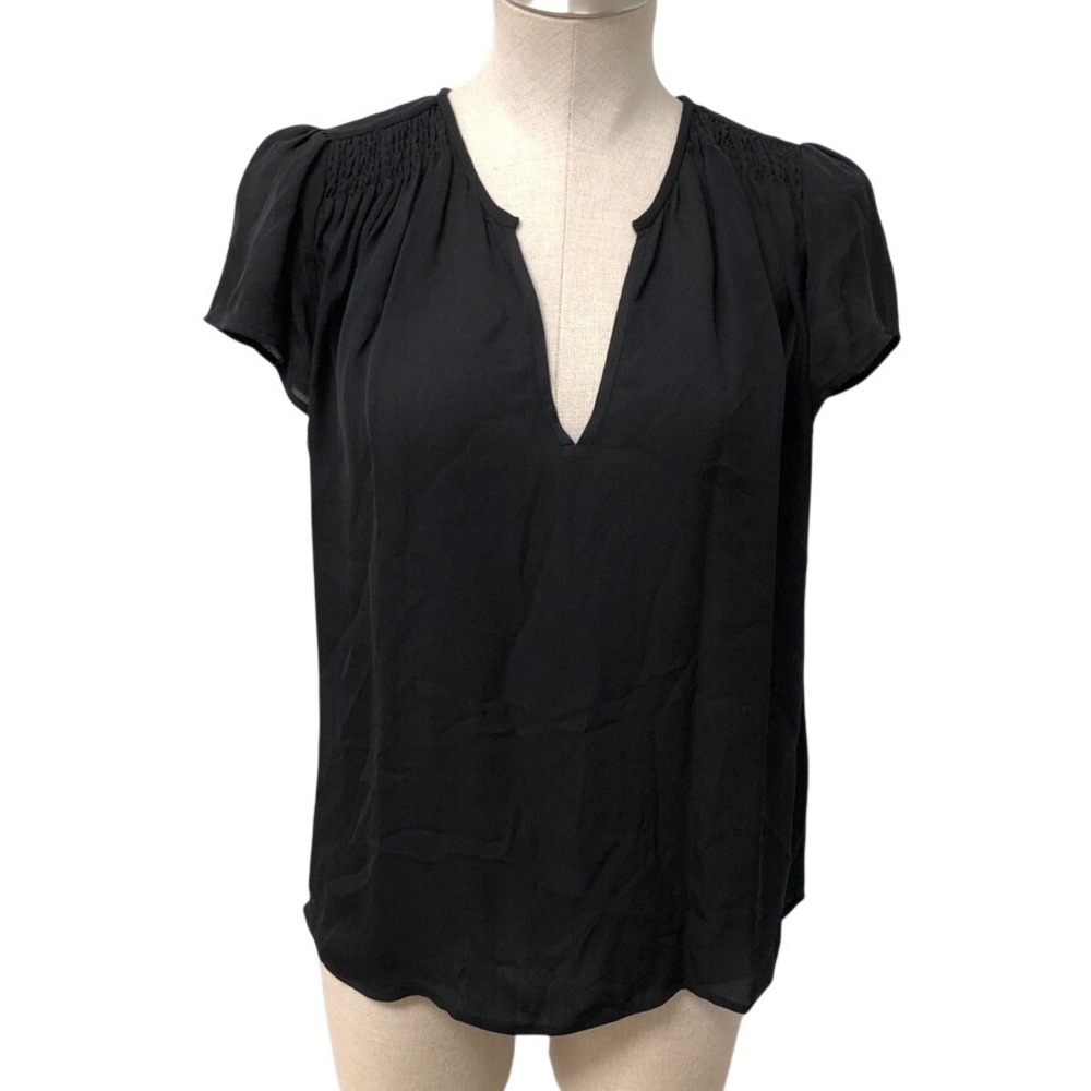 Joie Silk Blouse Womens Medium Black Smocked Shoulder V-Neck Short Sleeve